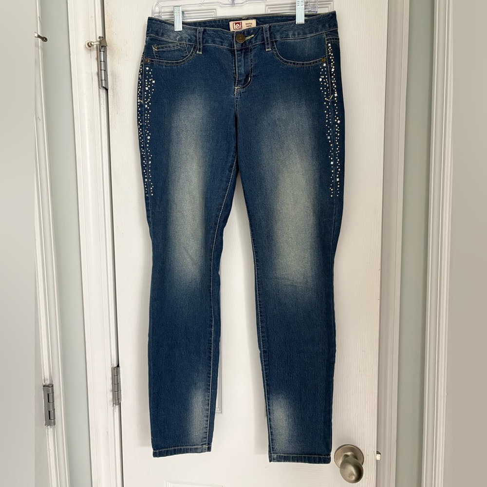 LEI Juniors Dark Blue Skinny Jeans with Studded Details